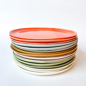 Favorite Dinner Plate - Solid Color