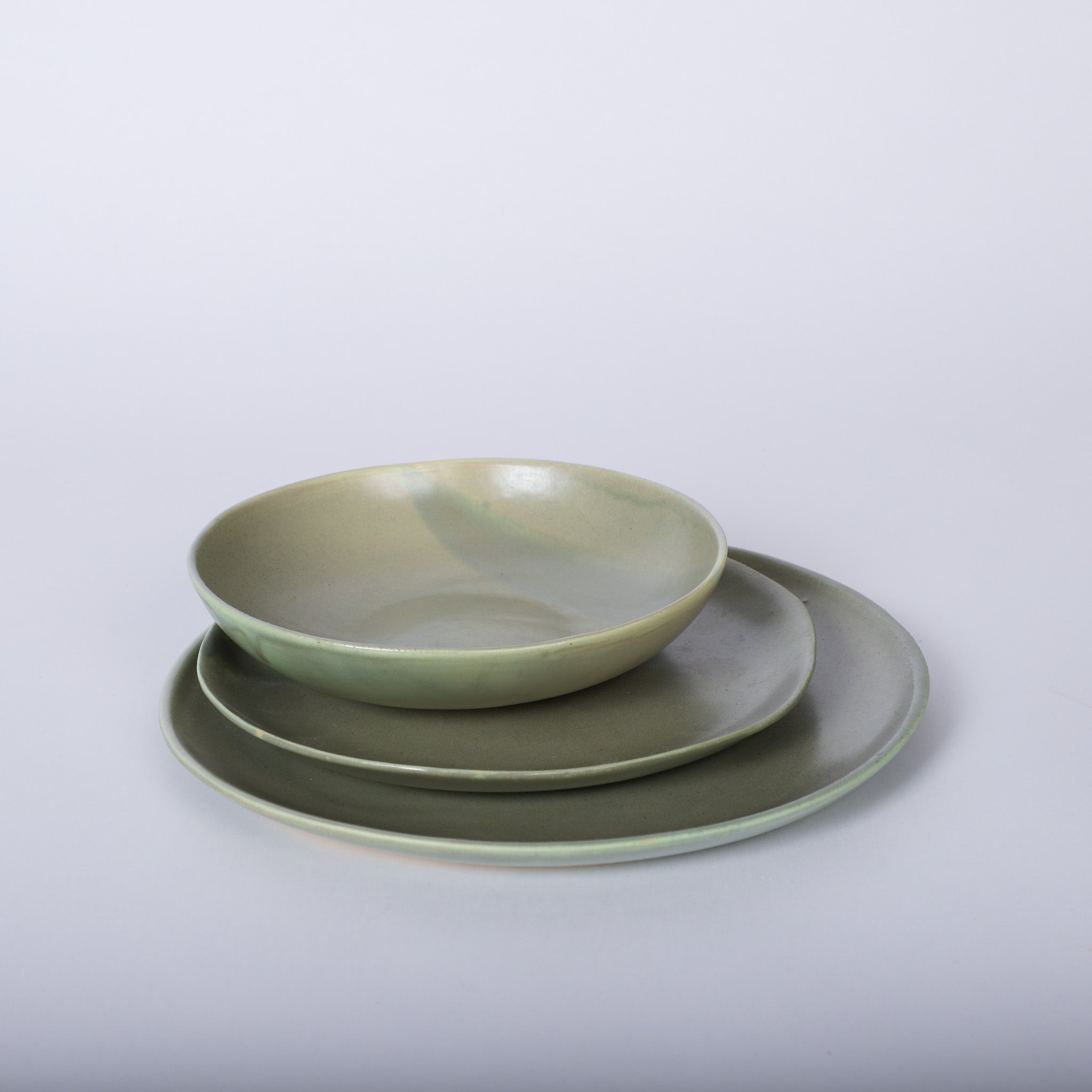 Favorite Dinner Plate - Solid Color